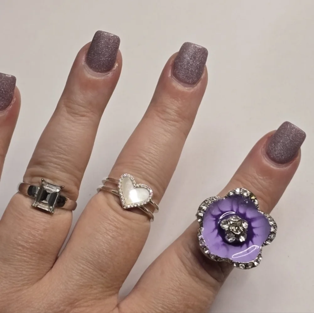 Treska Elegant‎ Purple Flower Ring with Silver Accents Size 7 Bundle Lot